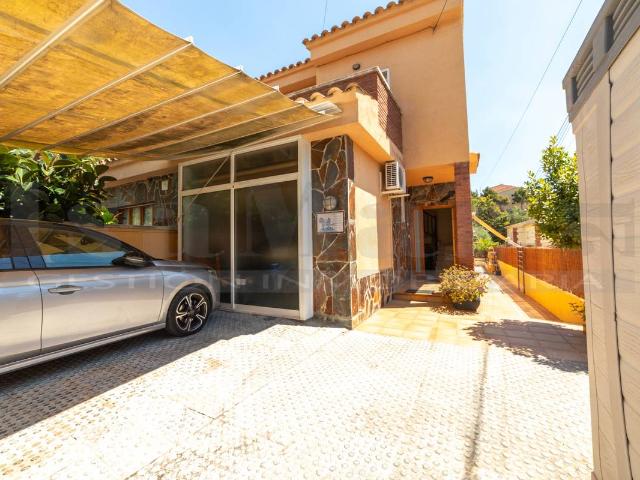 Casa adosada en Venta en Segur de Calafell