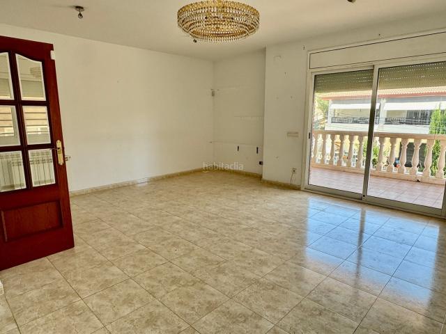 Casa adosada en venta en Segur de Calafell, Segur de Calafell Nucli Urbà Costa Dorada. A pocos minutos de la playa. Casas adosadas Segur de.