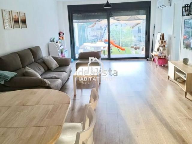 Casa adosada en venta en Segur de Calafell, Segur de dalt Costa Dorada. Chalet adosado en Calafell. Casas adosadas Segur de.