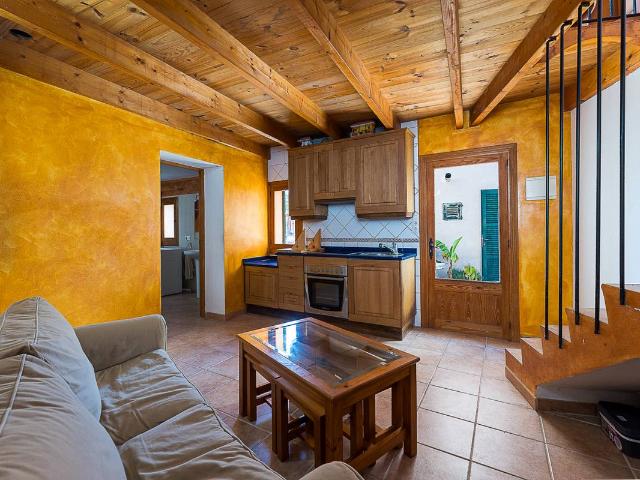 Casa adosada en Venta en Sencelles