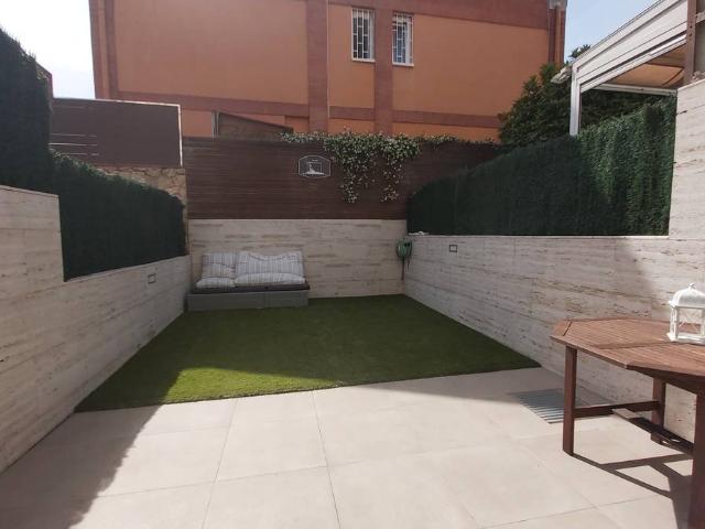 Casa adosada en Venta en Serraparera