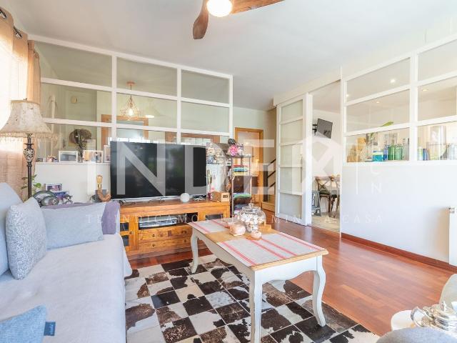 Casa adosada en venta en Sitges, Vallpineda Santa Bàrbara Costa Dorada. Casa adosada con piscina privada y seguridad 24h en Vallpineda, Sitges. Casas adosadas.