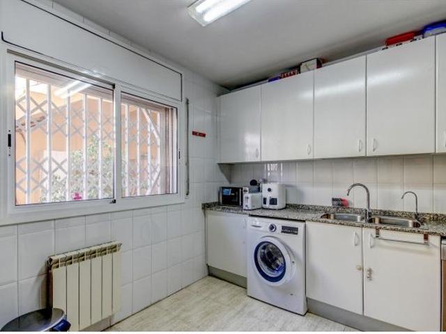 CASA ADOSADA EN VENTA EN SITGES QUINT MAR