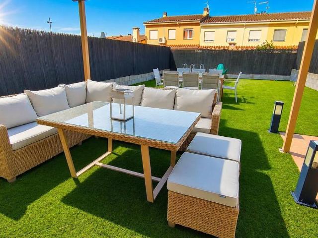 Casa adosada en Venta en Sils