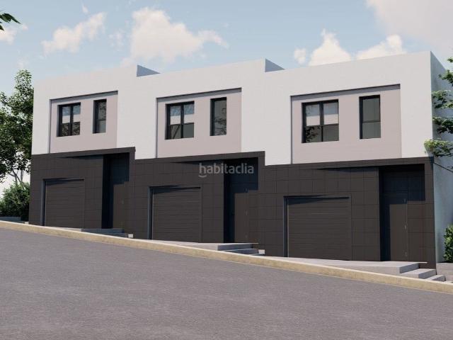 Casa adosada en venta en Sils. ÚLTIMA UNIDAD DE LA PRIMERA FASE!. Casas adosadas.