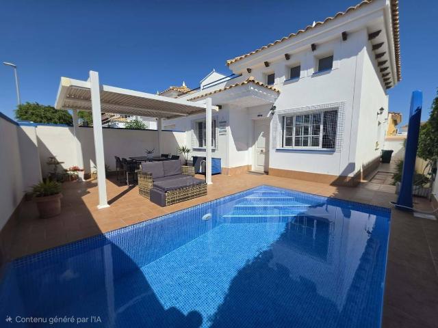 Casa adosada en Venta en Sucina