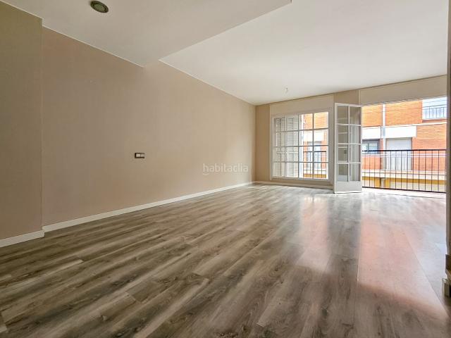 Casa adosada en venta en Súria. Amplia y confortable casa de 3 habitaciones con grandes terrazas en Súria. Casas adosadas.