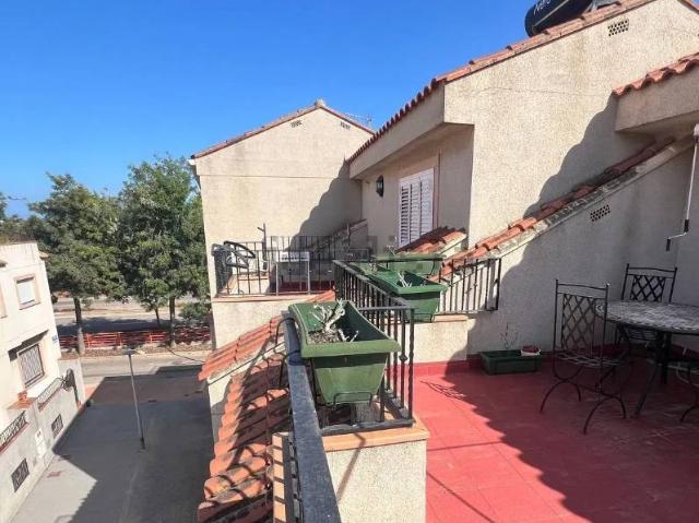 Casa adosada en Venta en Pobla de Farnals