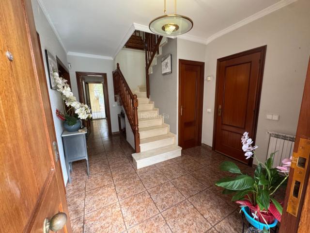 Casa adosada en venta en Pobla de Mafumet La. ESPECTACULAR CASADE 247 M2 EN VENTA EN LA CALLE SANT JORDI DE LA POBLA DE MAFUMET. Casas adosadas Pobla de Mafumet.