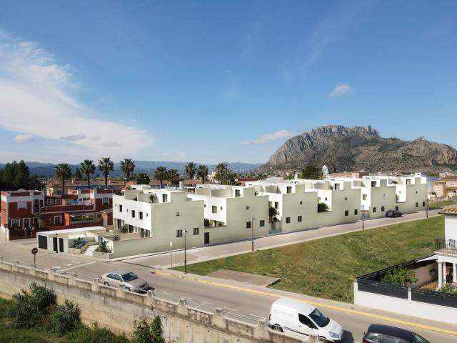 Casa adosada en venta en Poblets els. Promocion Setla Village Els Poblets. Casas adosadas Poblets.
