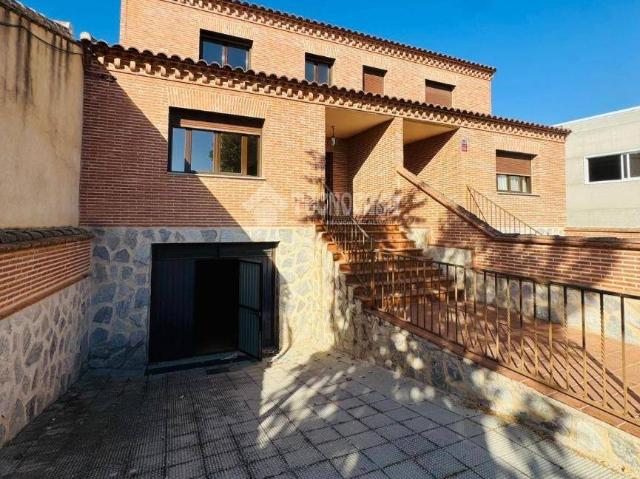 Casa adosada en Venta en Polán