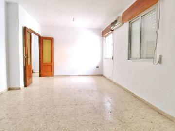 Casa adosada en Venta en Polideportivo