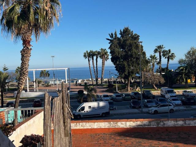 Casa adosada en Venta en Poniente Faro