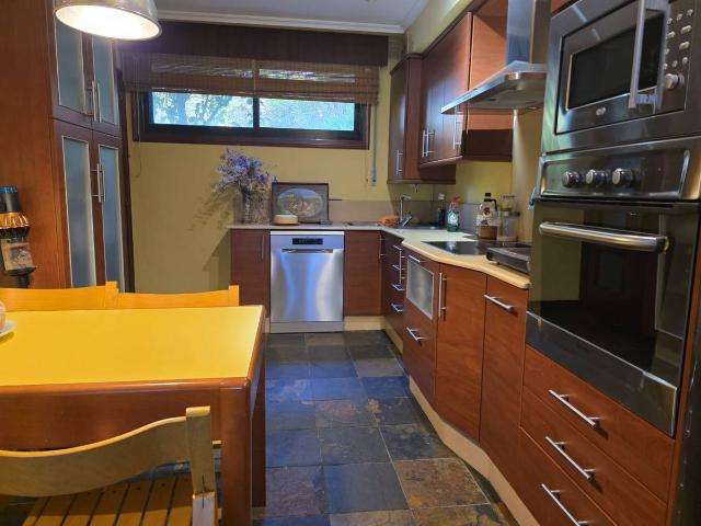 Casa adosada en Venta en Ponteareas