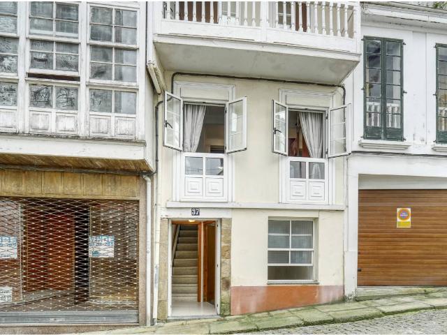 Casa adosada en venta en Pontedeume