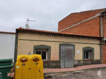 Casa adosada en venta en Porzuna. Casas adosadas.