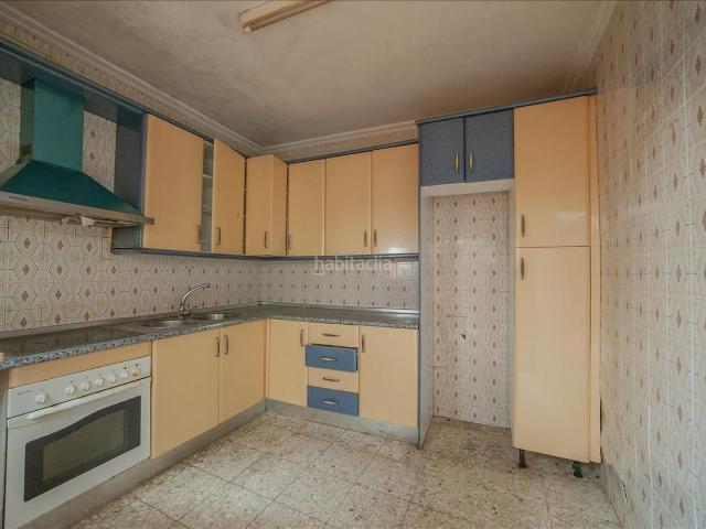 Casa adosada en venta en Paterna del Campo. Chalet adosado en venta en Calle Huelva, 16. Casas adosadas Paterna del.