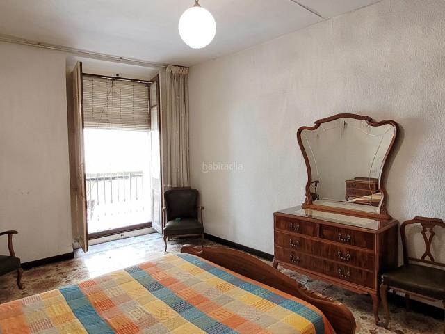 Casa adosada en venta en Palau d´Anglesola El. CASA DE PUEBLO CON PATIO INTERIOR Y GRAN POTENCIAL. Casas adosadas Palau d´Anglesola.