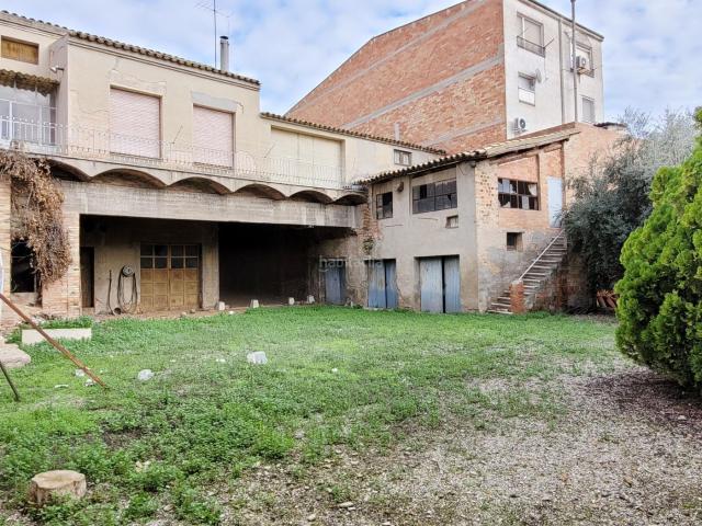 Casa adosada en venta en Palau d´Anglesola El. Espectacular casa en venta en el Palau dAnglesola. Casas adosadas Palau d´Anglesola.