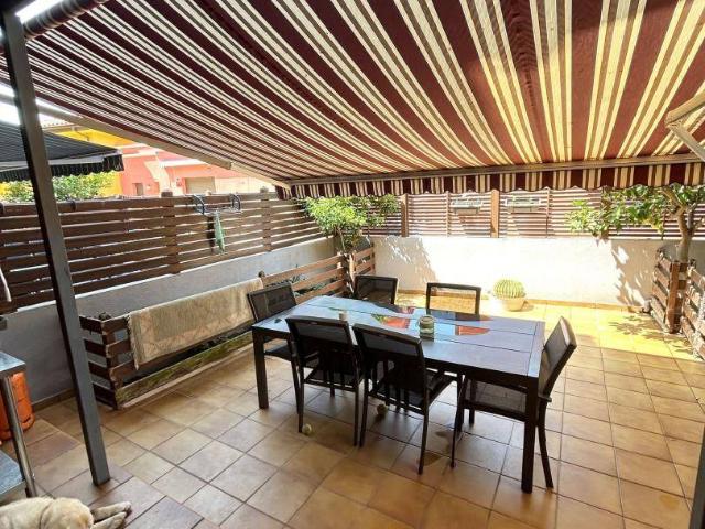 Casa adosada en Venta en Palau saverdera