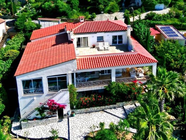 Casa adosada en Venta en Palau saverdera