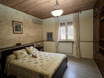 Villa en venta en Glorieta de Chequia - Jardín