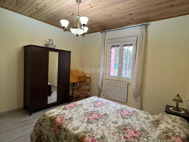 Casa adosada en venta en Palomares del Río. Chalet independiente. Casas adosadas Palomares del.