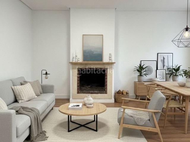 Casa adosada en venta en Paracuellos de Jarama, Miramadrid. Casa adosada de 260 m² con 4 dormitorios, ático y spa en Miramadrid. Casas adosadas Paracuellos de.
