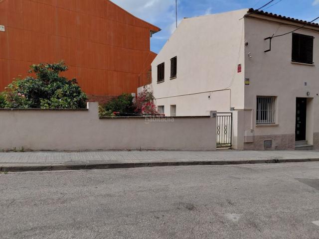 Casa adosada en venta en Parets del Vallès. CASA DE PUEBLO. Casas adosadas Parets del.