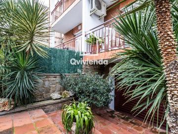 Casa adosada en venta en Parets del Vallès. VIVIENDA EN EXCLUSIVA EN EIXAMPLEPARETS DEL VALLÈS. Casas adosadas Parets del.