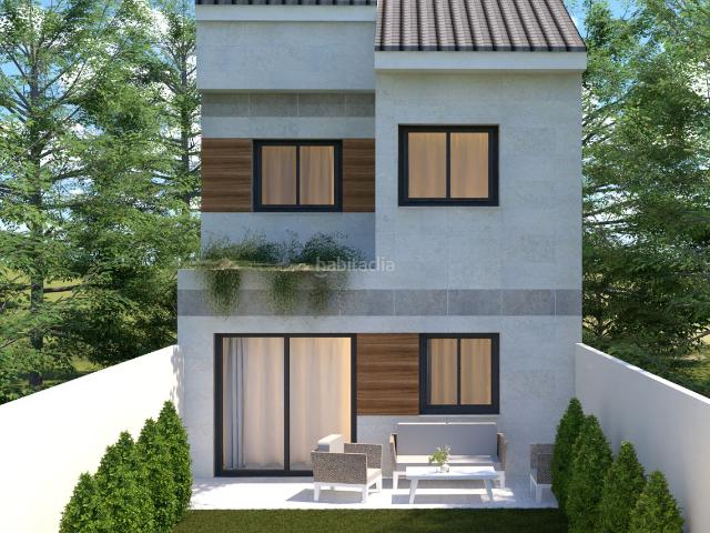 Casa adosada en venta en Parla, Fuentebella San Fermín El Leguario. SISTEMA STEEL FRAMING VIVIENDA ADOSADA VPT 2 PLANTAS. Casas adosadas.