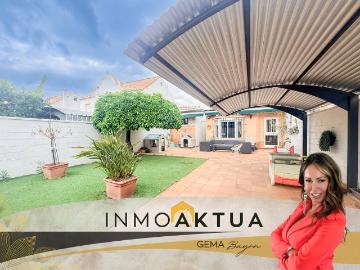 Casa adosada en Venta en Parque Atlántico Ronda este