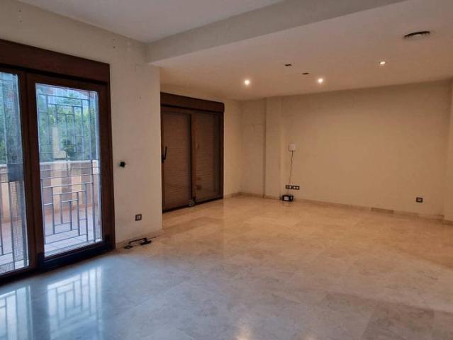 Casa adosada en Venta en Parque Clavero