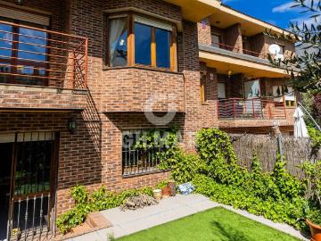 Casa adosada en Venta en Parque de la Coruña Las Suertes