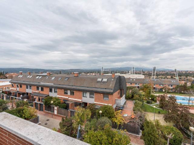 Casa adosada en Venta en Parque Empresarial