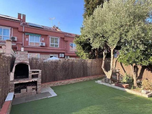Casa adosada en Venta en Parque Henares