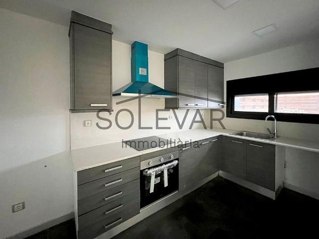 Chalet en venta en calle De Carrasco i Formiguera, Tremp, de 210 m² 4 habitaciones por 172.000