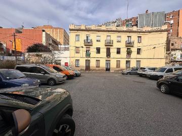 Casa adosada en venta en pasaje De Sant Pere, Barcelona, de 120 m² 2 habitaciones por 270.000