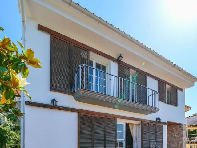 Casa adosada en venta en paseo Marc Chagall, Tossa de Mar, de 205 m² 4 habitaciones por 520.000
