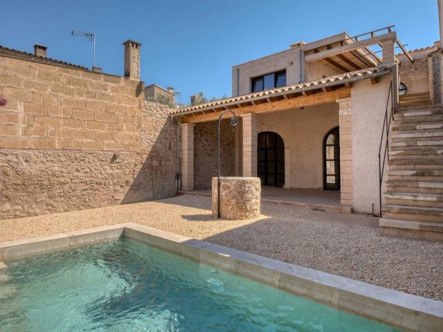 Casa adosada en Venta en Petra