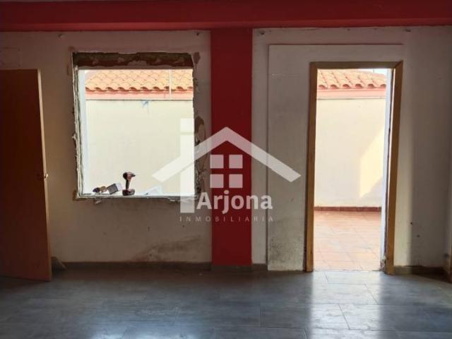 Casa adosada en venta en Pedro Abad