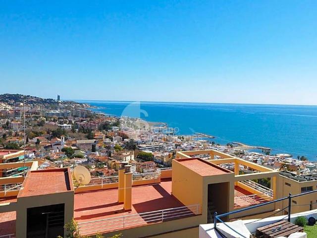 Casa adosada en Venta en Pedregalejo Morlaco