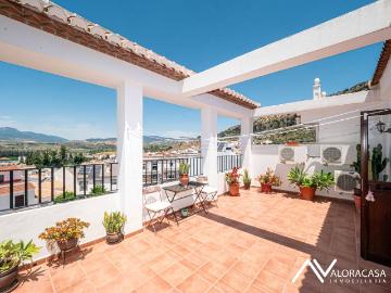 Casa adosada en Venta en Pizarra