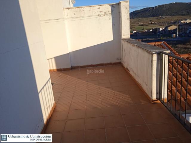 Casa adosada en venta en Piedrabuena. Casas adosadas.