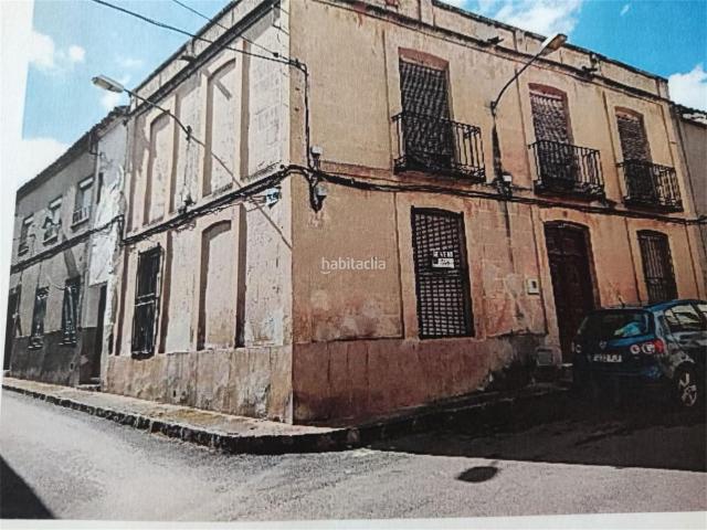 Casa adosada en venta en Piedrabuena. Piedrabuena Calle Cuadro. Casas adosadas.