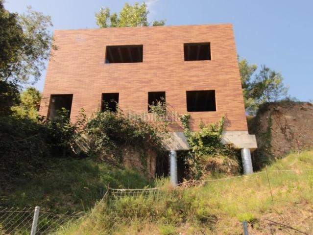 Casa adosada en venta en Piera. SOLAR AMB OBRA PARADA A PIERA. Casas adosadas.