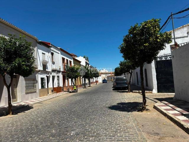 Casa adosada en Venta en Pilas