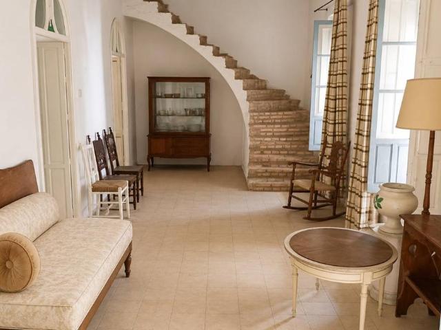 Casa adosada en Venta en Pilas