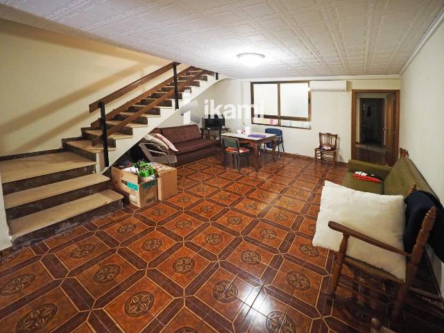 Casa adosada en Venta en Piles