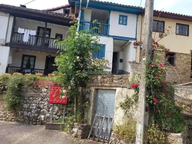 Casa adosada en venta en Piloña. Encantadora casa Adosada en Piloña. Casas adosadas.